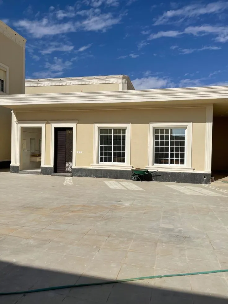 بناء ملاحق خارجية ومجالس في ضاحية خزام بالرياض